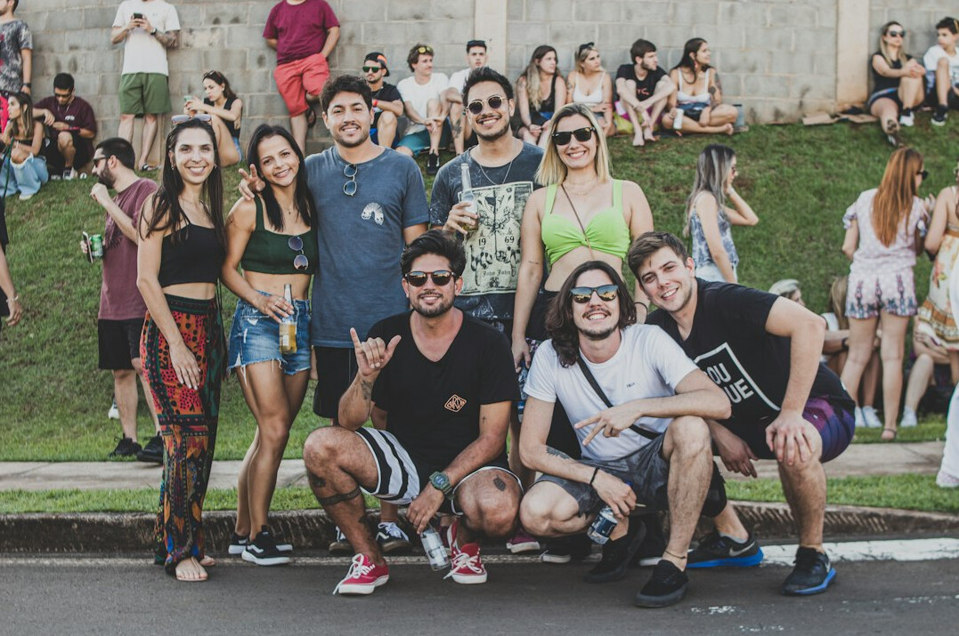 brazilian audience watching tv